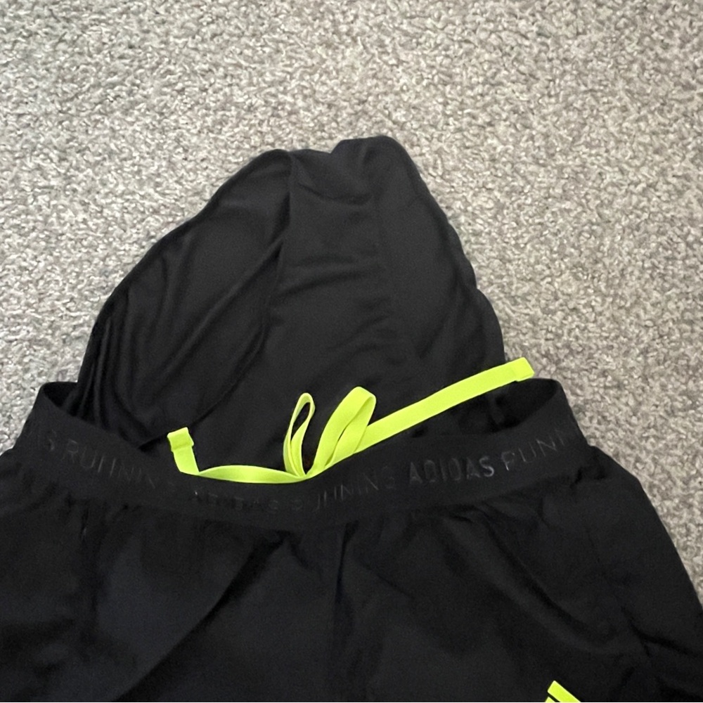 ADIDAS RUNNING SHORTS - Picture 5 of 8